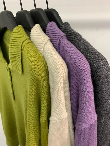 // 30%wool鈕扣直坑紋翻領毛衣