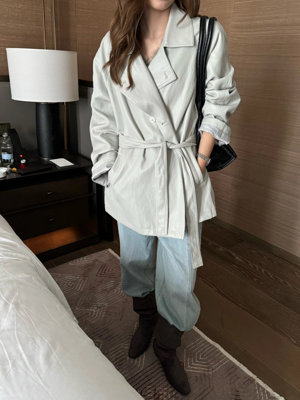 J30 / 質感雙排扣啞光彷皮trench coat外套