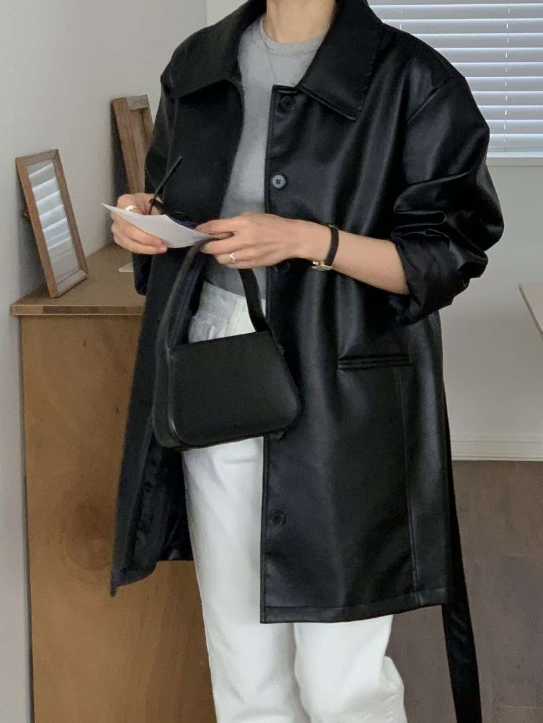 // 連腰帶中長款翻領啞光彷皮外套