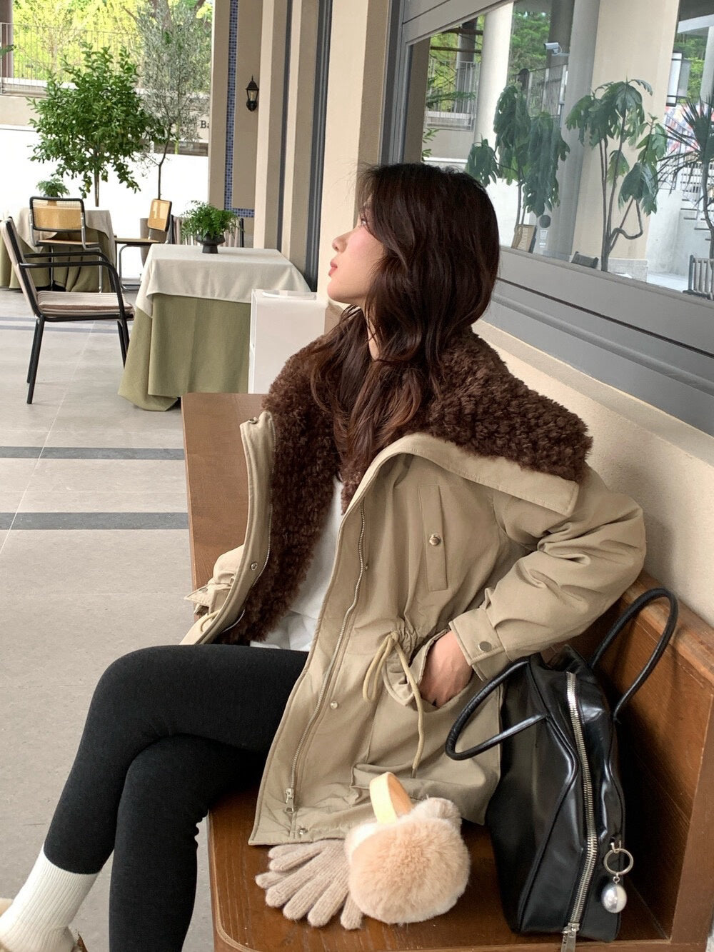 // 超帥大毛毛翻領可束腰口袋工裝外套