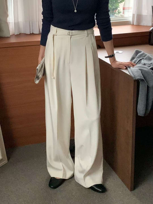 // 連腰帶垂感壓褶西褲