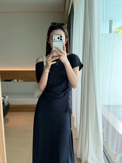 S41 / 慵懶感斜鈕扣下擺斜肩上衣+鈕扣修hip裙套裝
