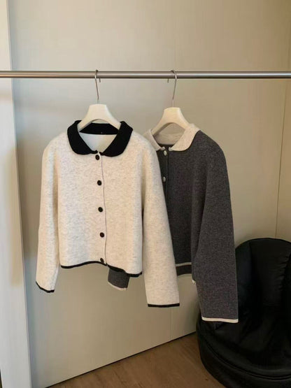 // 10%綿羊毛撞色復古圓翻領CD