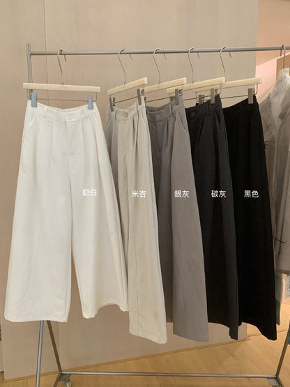 // 肌理感壓褶直腳休閒褲