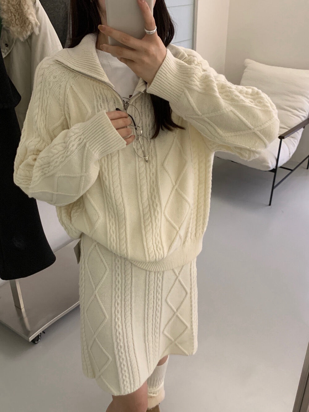 // 麻花半拉鍊立領毛衣+短裙套裝