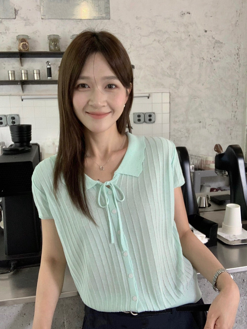 // 花邊翻領綁帶直紋麻質針織上衣