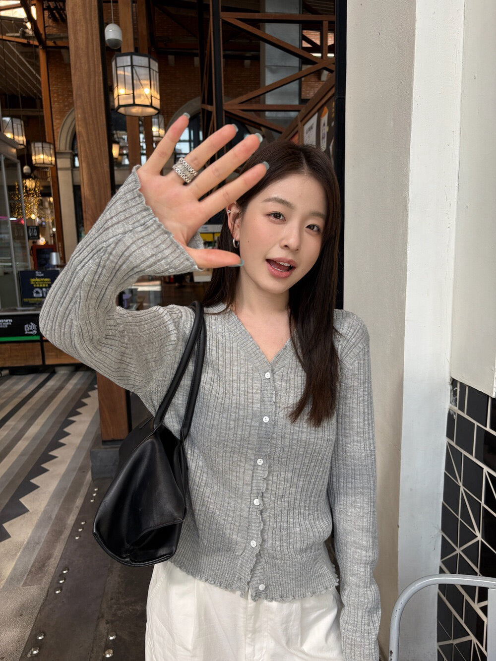 // 波浪卷卷邊直紋CD