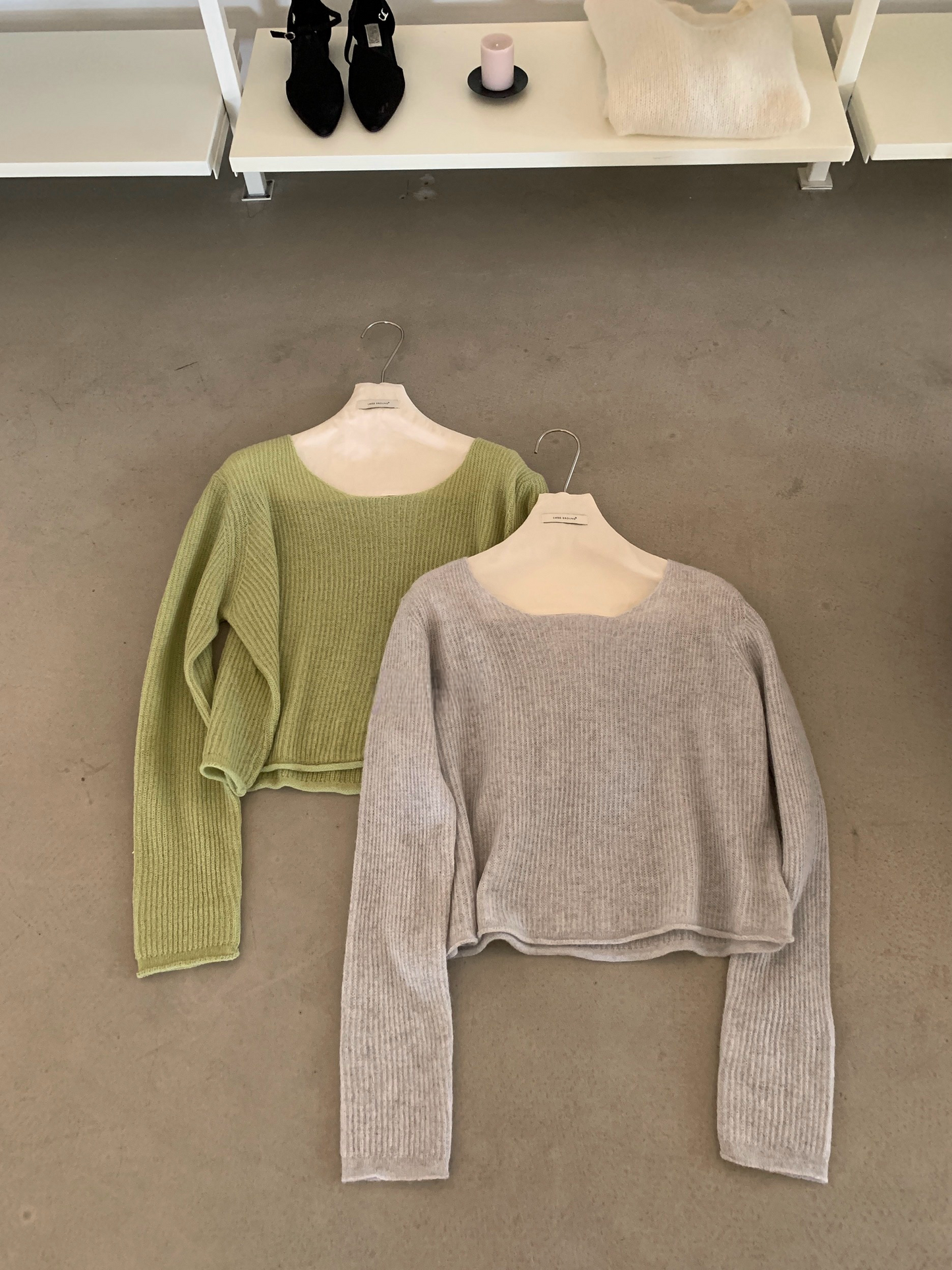 // 卷卷邊直坑紋14色短款NT