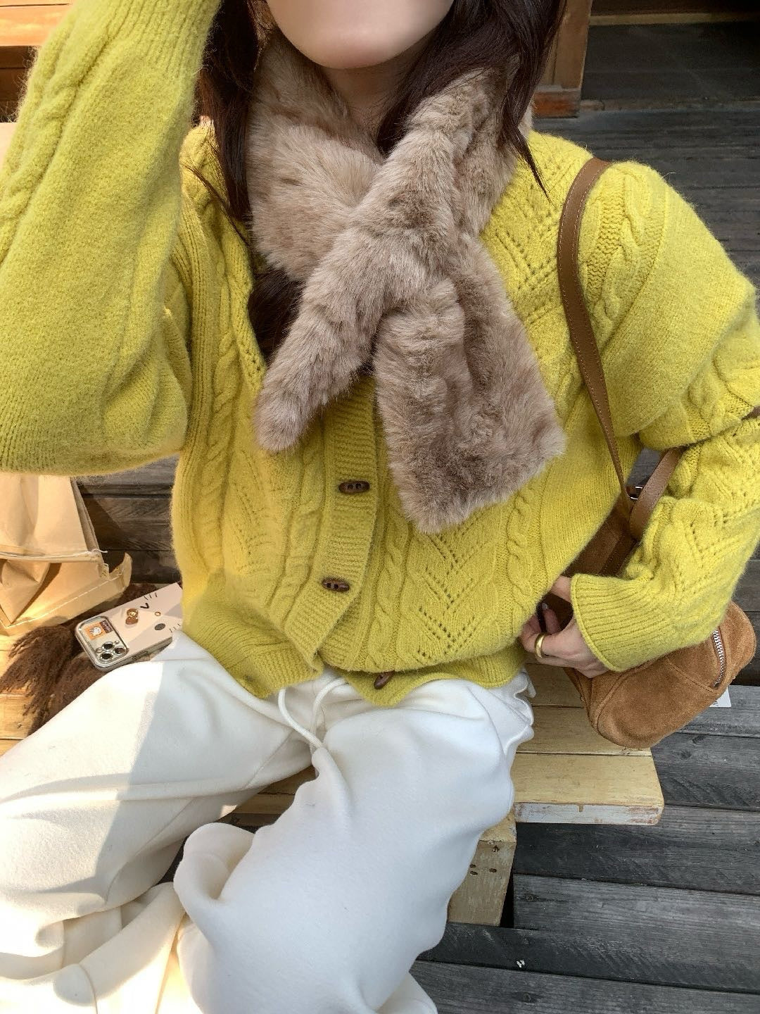 // 復古軟糯牛角鈕麻花CD