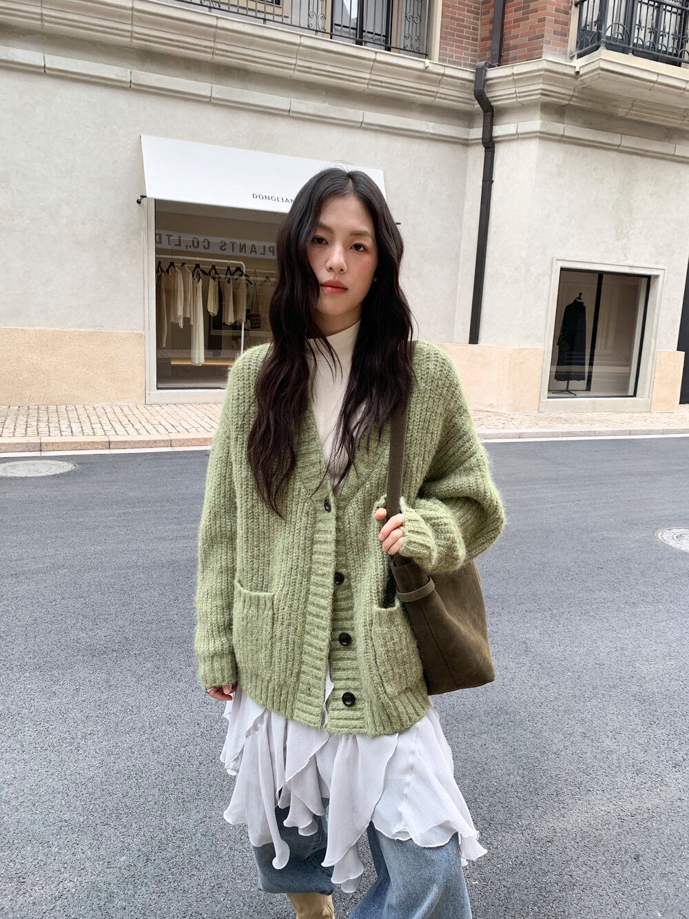 // 8%wool深v粗織邊口袋中長CD