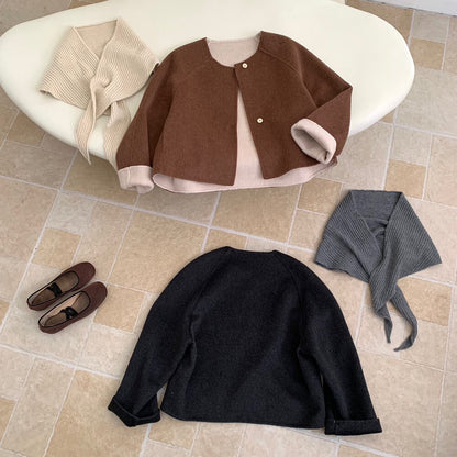 // 100%羊毛馬卡龍色系圓領短款手工外套(連三角巾)