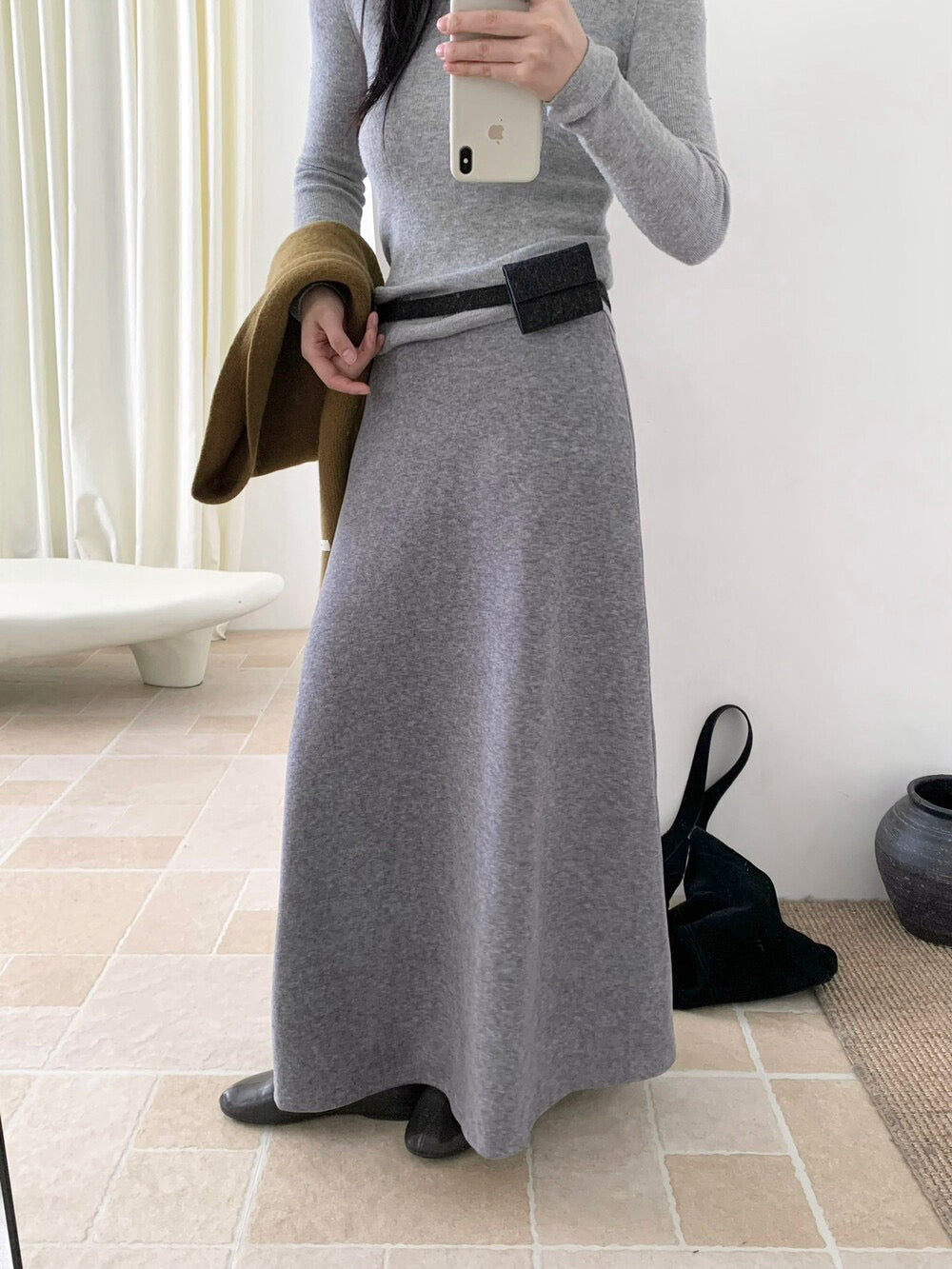 // 秒變大長腿微A字針織裙