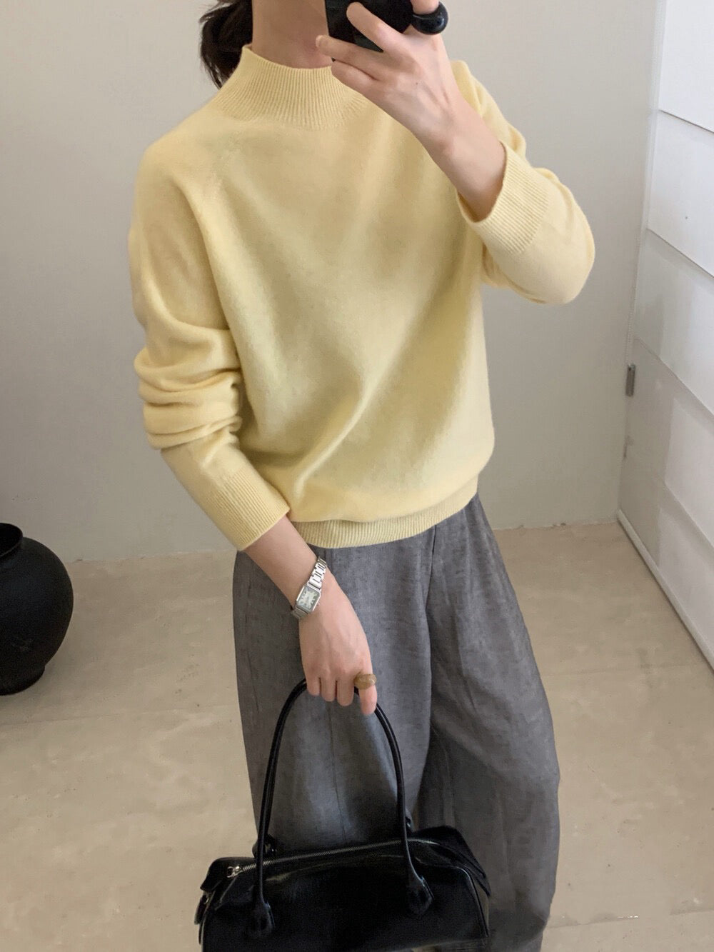 // 100%綿羊毛無縫一體小立領針織上衣