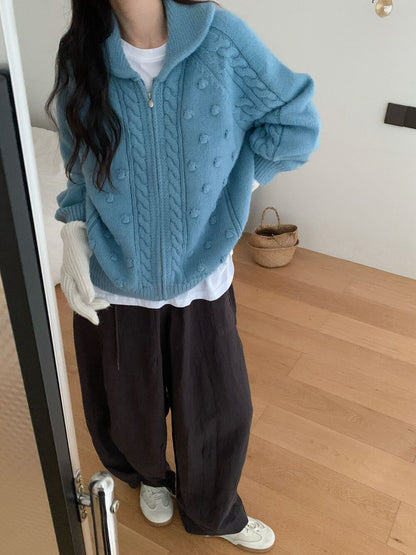 // 立體點點麻花圓翻領拉鍊CD