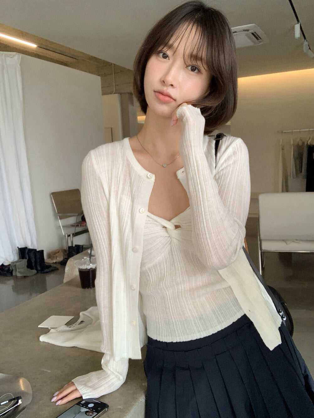 💭 扭結直紋理吊帶+外套套裝