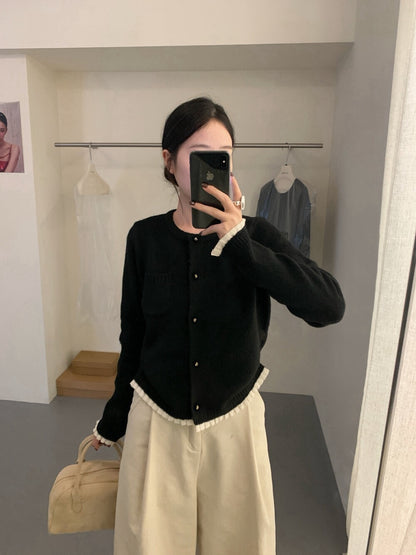 // 精緻鈕扣拼接百褶邊口袋軟糯CD