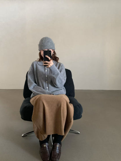 // 超大彈力絨感中裙