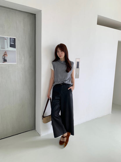 // 復古感超顯瘦連腰帶皮褲