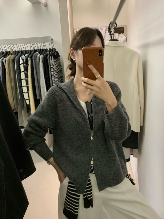 // 可立領上下拉鍊冷外套