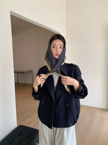 // 經典雙排扣短款外套(連絲巾)