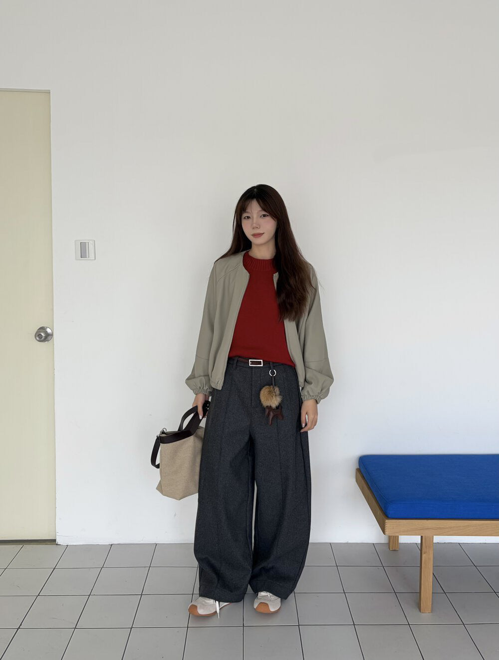 // 50%wool微寬鬆加絨彎刀褲