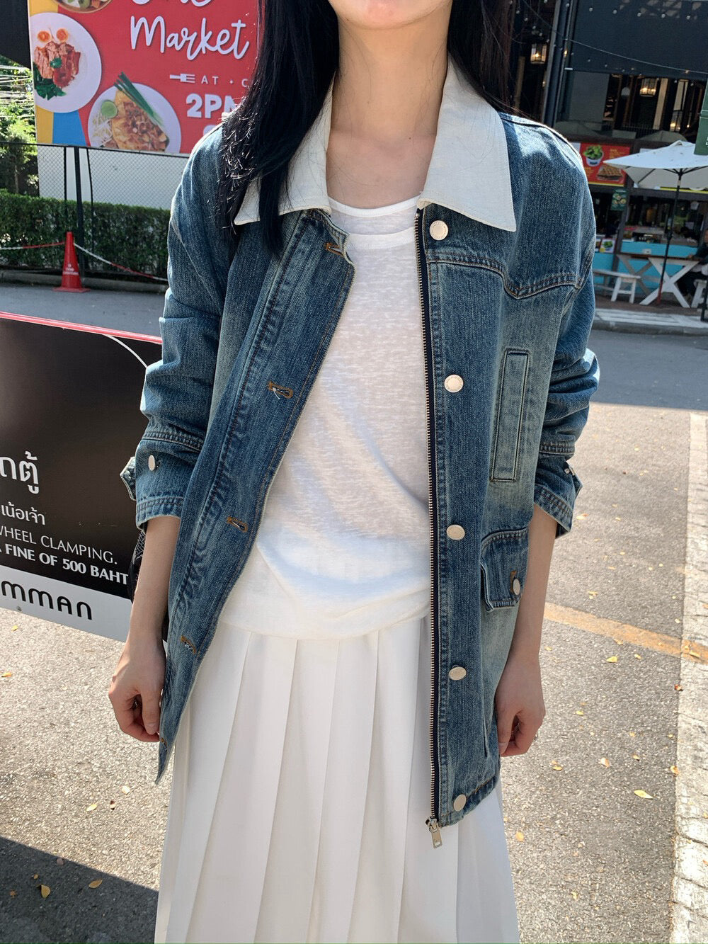👒 拼色領復古感洗水牛仔外套