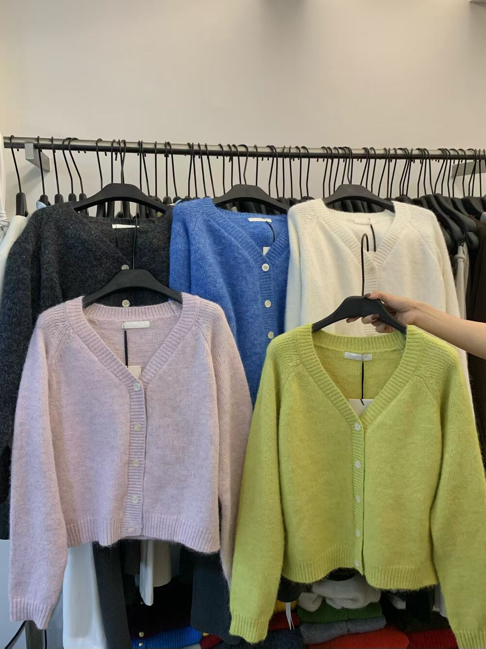 // 8%Wool慵懶感直坑紋邊CD