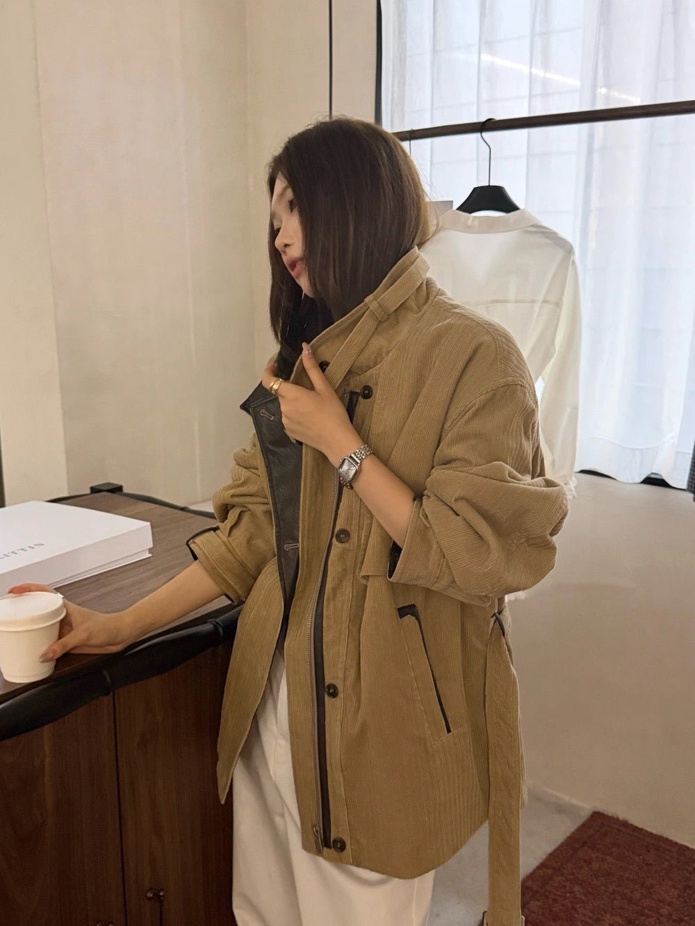 J48 / 復古拼皮邊燈芯絨可立領中長外套