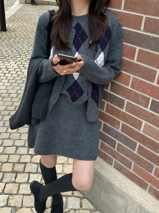 // 超氣質菱格紋背心+外套+短裙三件套