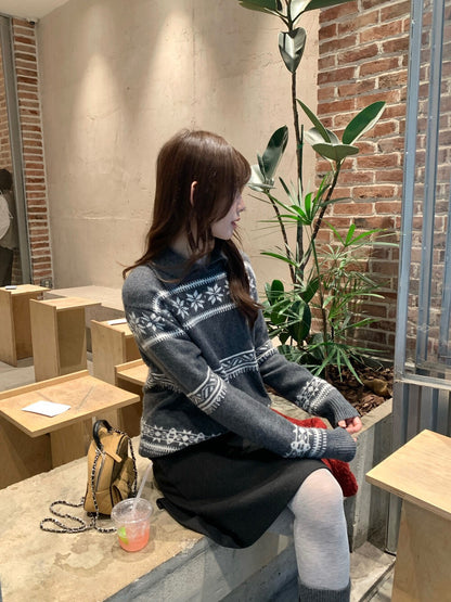 // 10%raccoon雪花花紋翻領毛衣