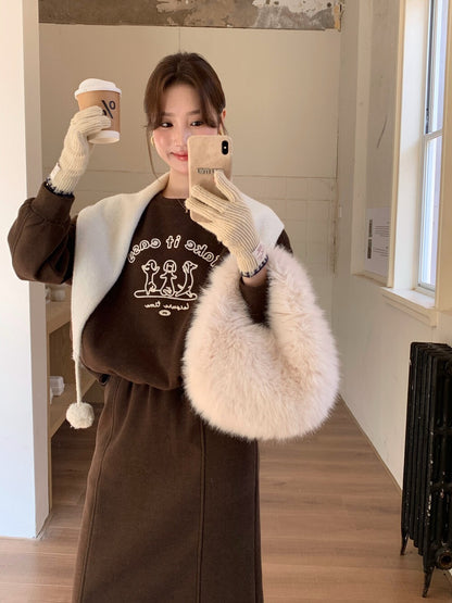 // 可愛刺繡圖案加絨衛衣+中裙套裝(連針織披肩)