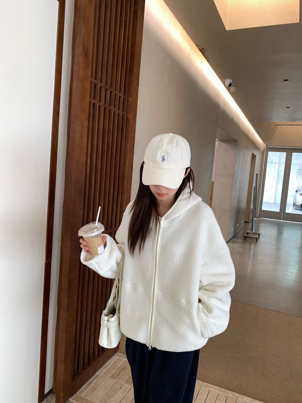 // 休閒感羊羔毛連帽外套