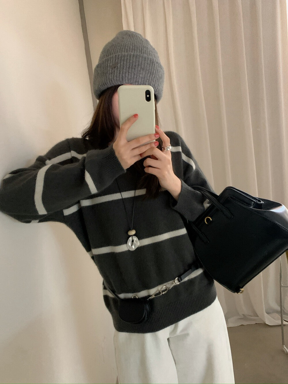 // 高質料6色raccoon柔軟V領毛衣