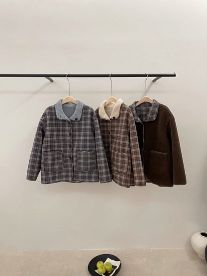 // 可雙面穿羊羔毛拼格紋外套