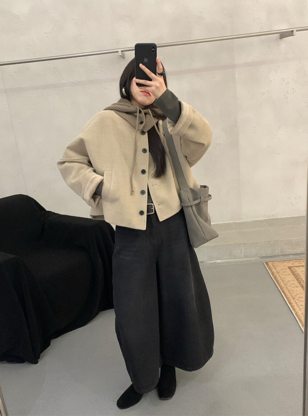 // 可拆針織帽短款圓領毛呢外套