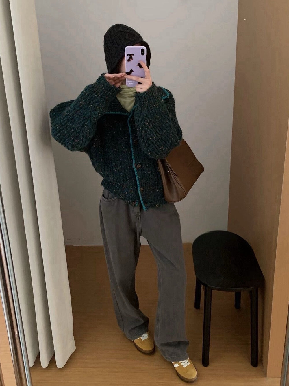 // 30%綿羊毛彩點包邊翻領CD