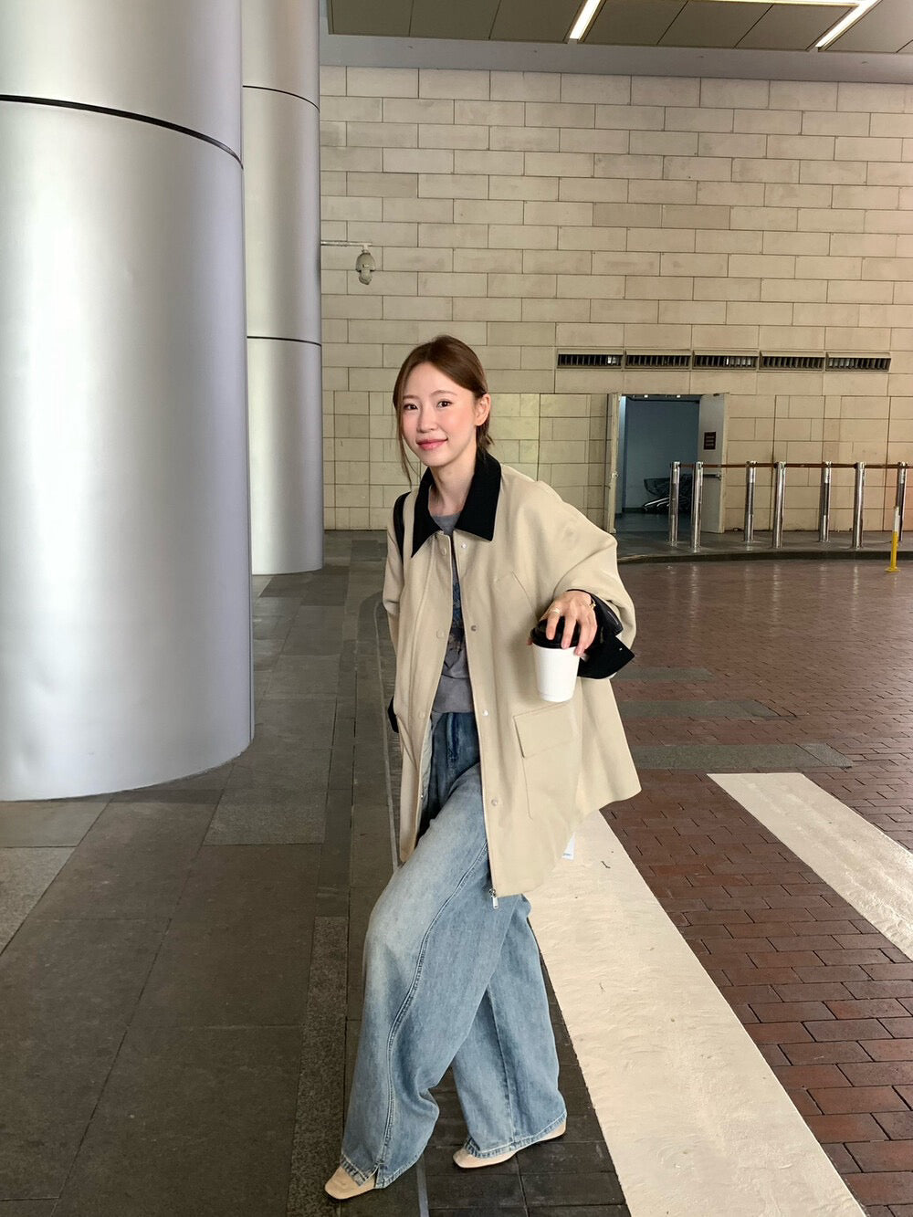 // 經典款撞色領口中長款trench coat