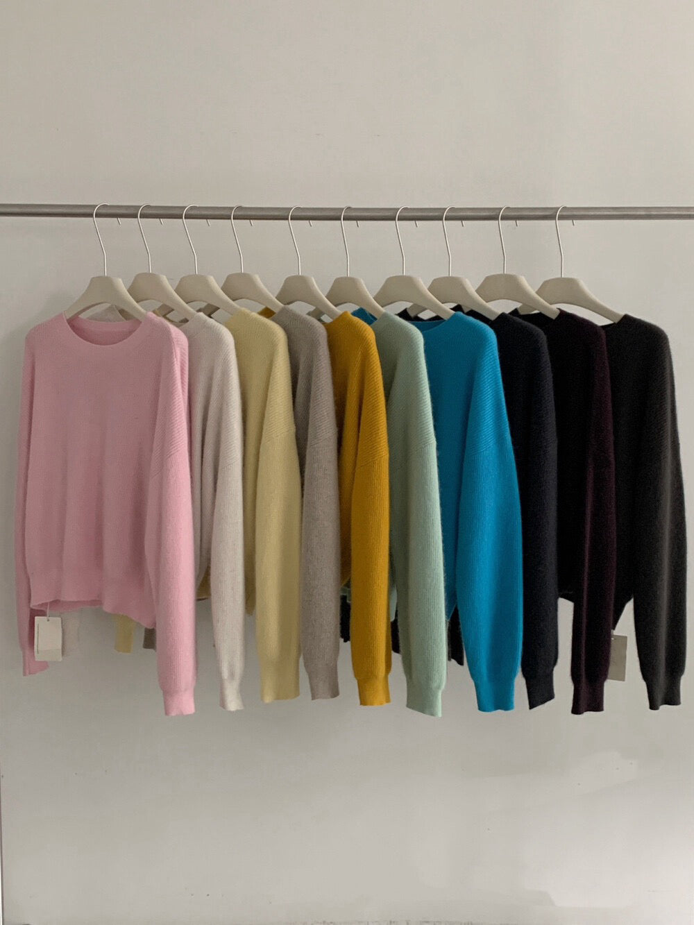 // 30%raccoon+20%羊毛超舒服靚色系毛衣