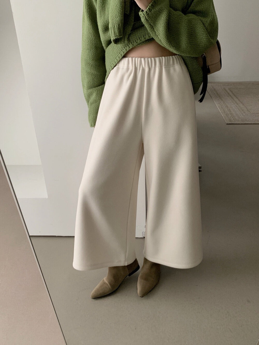 // 超軟糯後口袋羊毛糯米褲