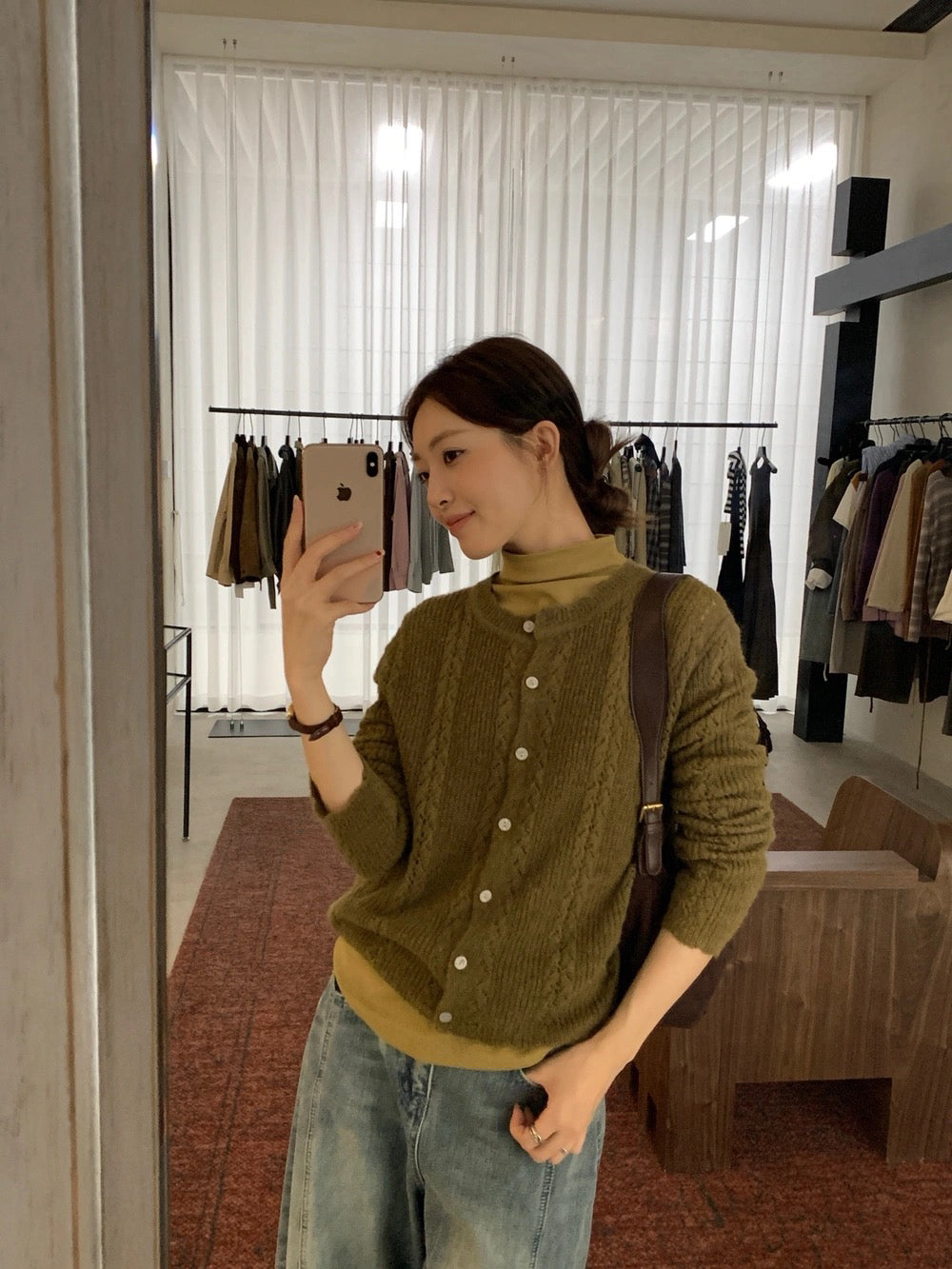 C25 / 美美鏤空織紋針織外套(10%羊毛)