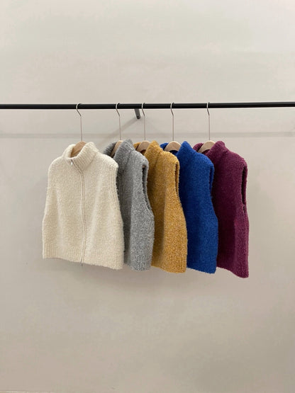 // 9%綿羊毛立領圈圈毛拉鍊背心