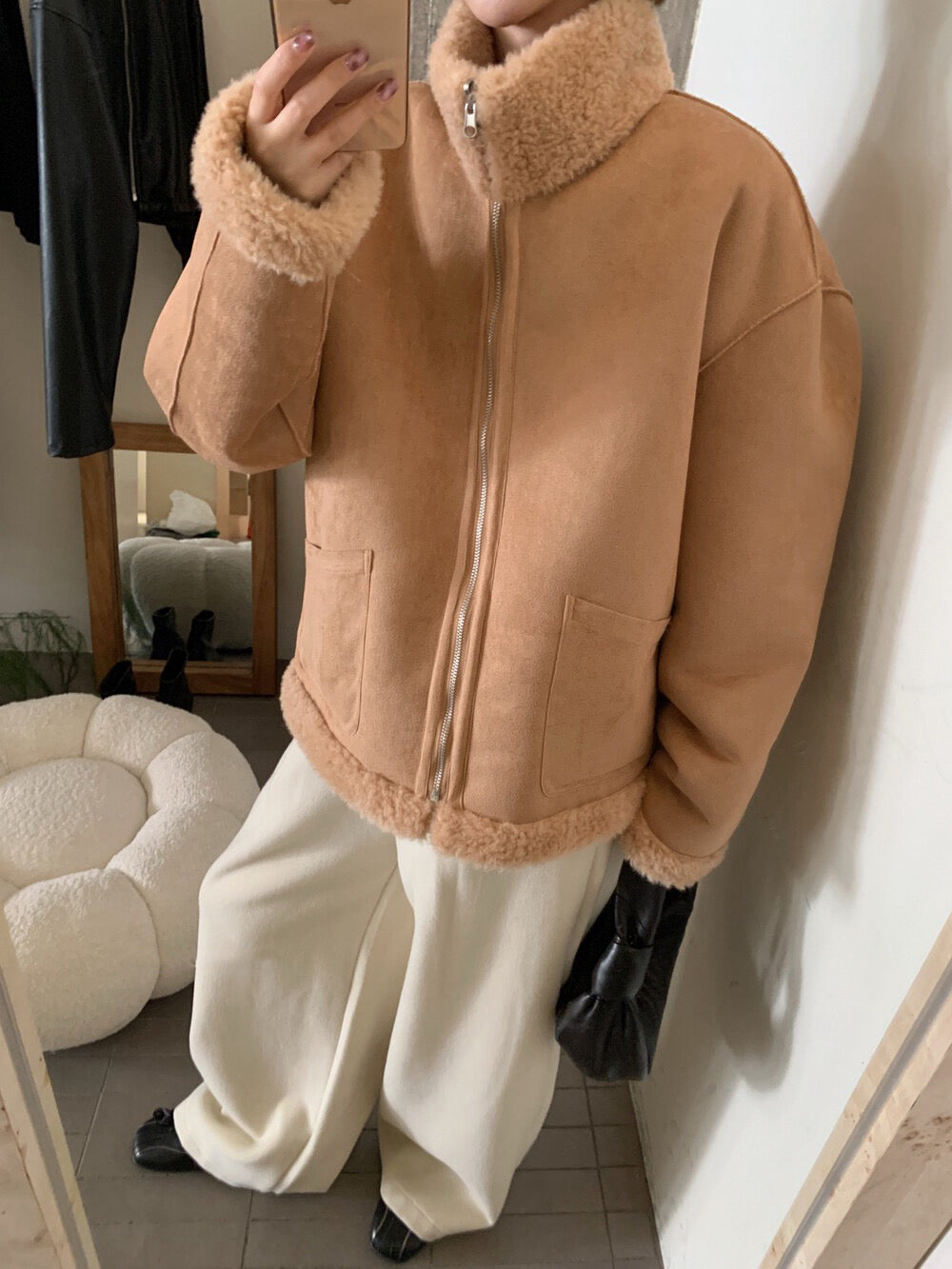 // 皮毛一體毛毛邊立領拉鍊外套