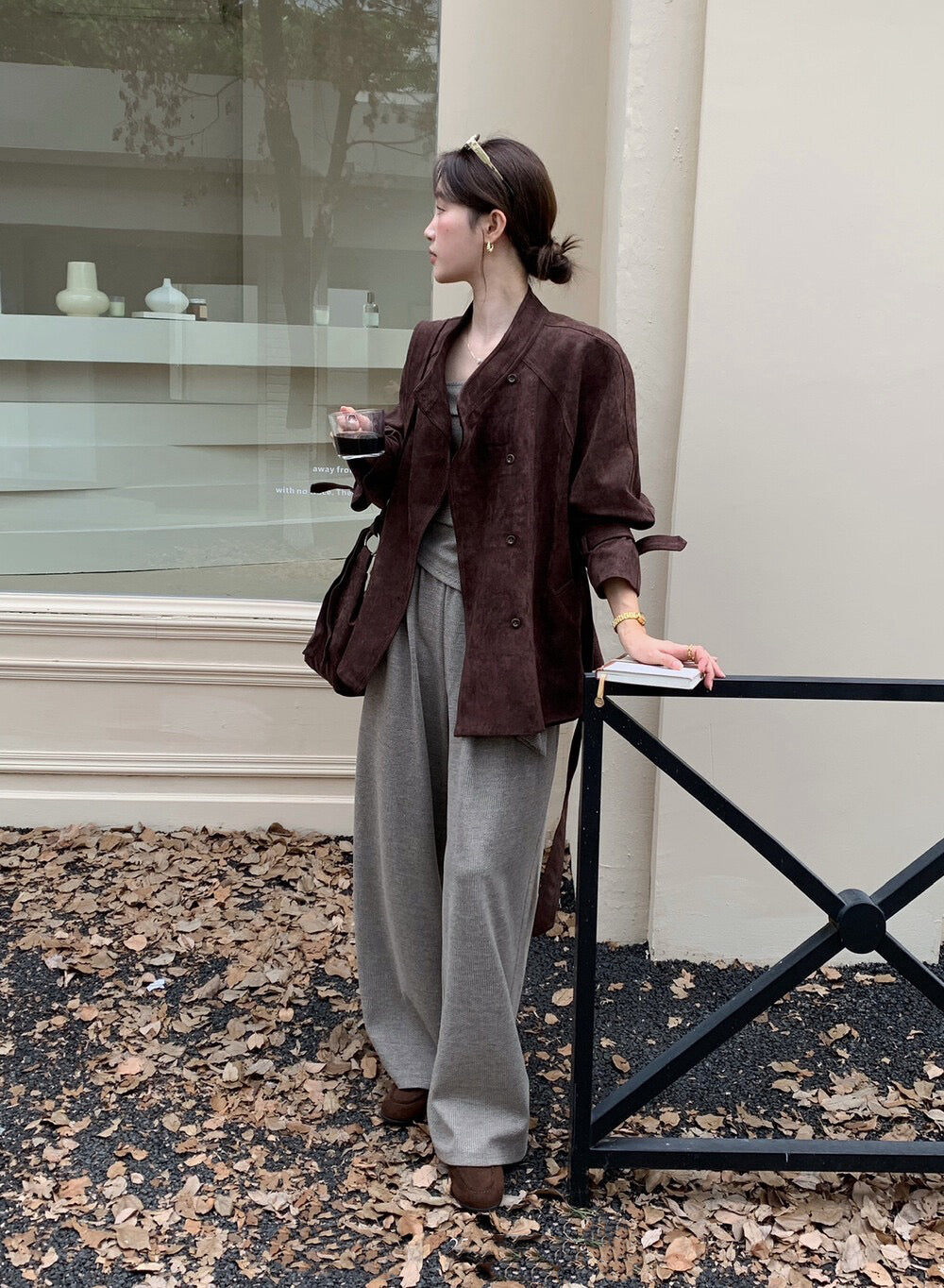 // 小立領雙排扣麂皮絨外套