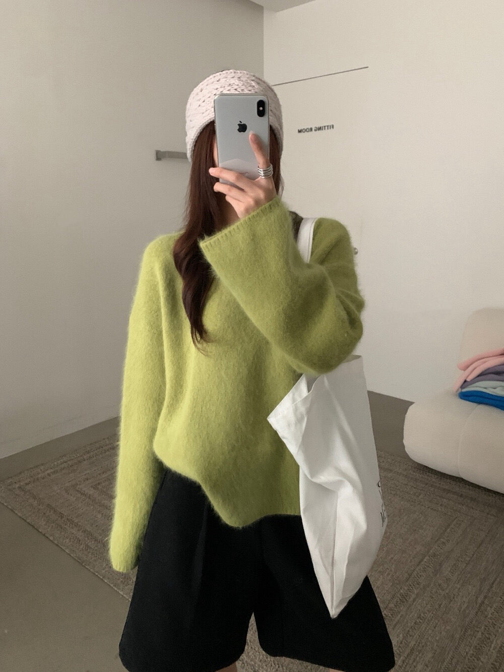 // 色系超美30%兔毛毛茸感軟糯親膚圓領毛衣