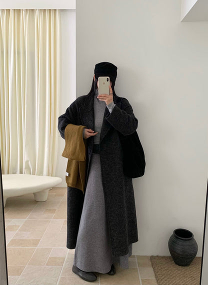 // 秒變大長腿微A字針織裙