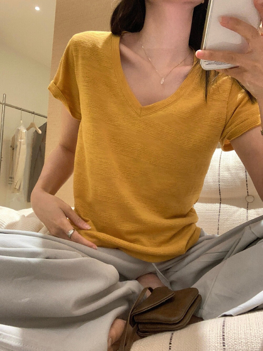 // v領肌理感短袖TEE