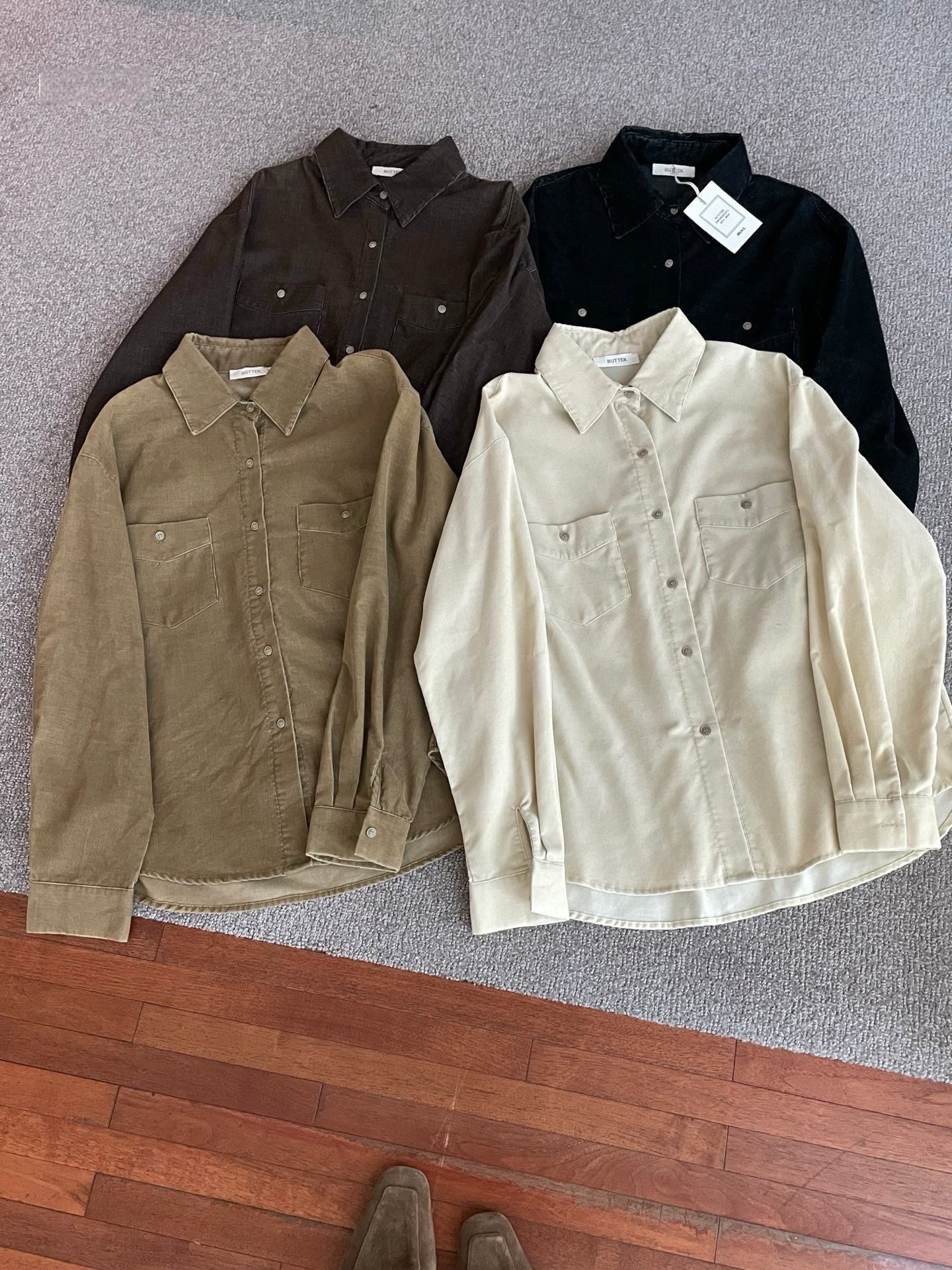 // 復古霧面質感燈芯絨口袋SH