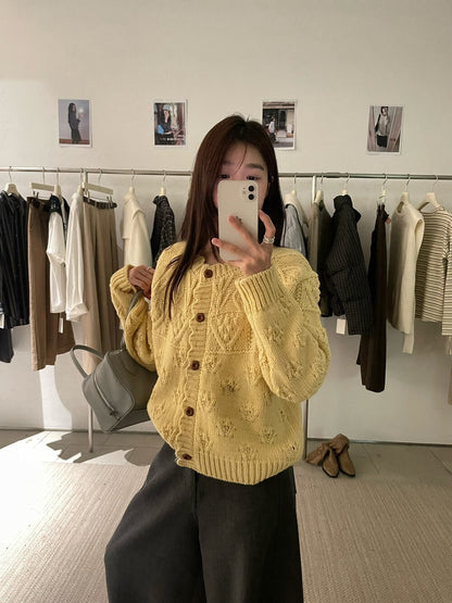 // 20%wool法式復古鈎花CD