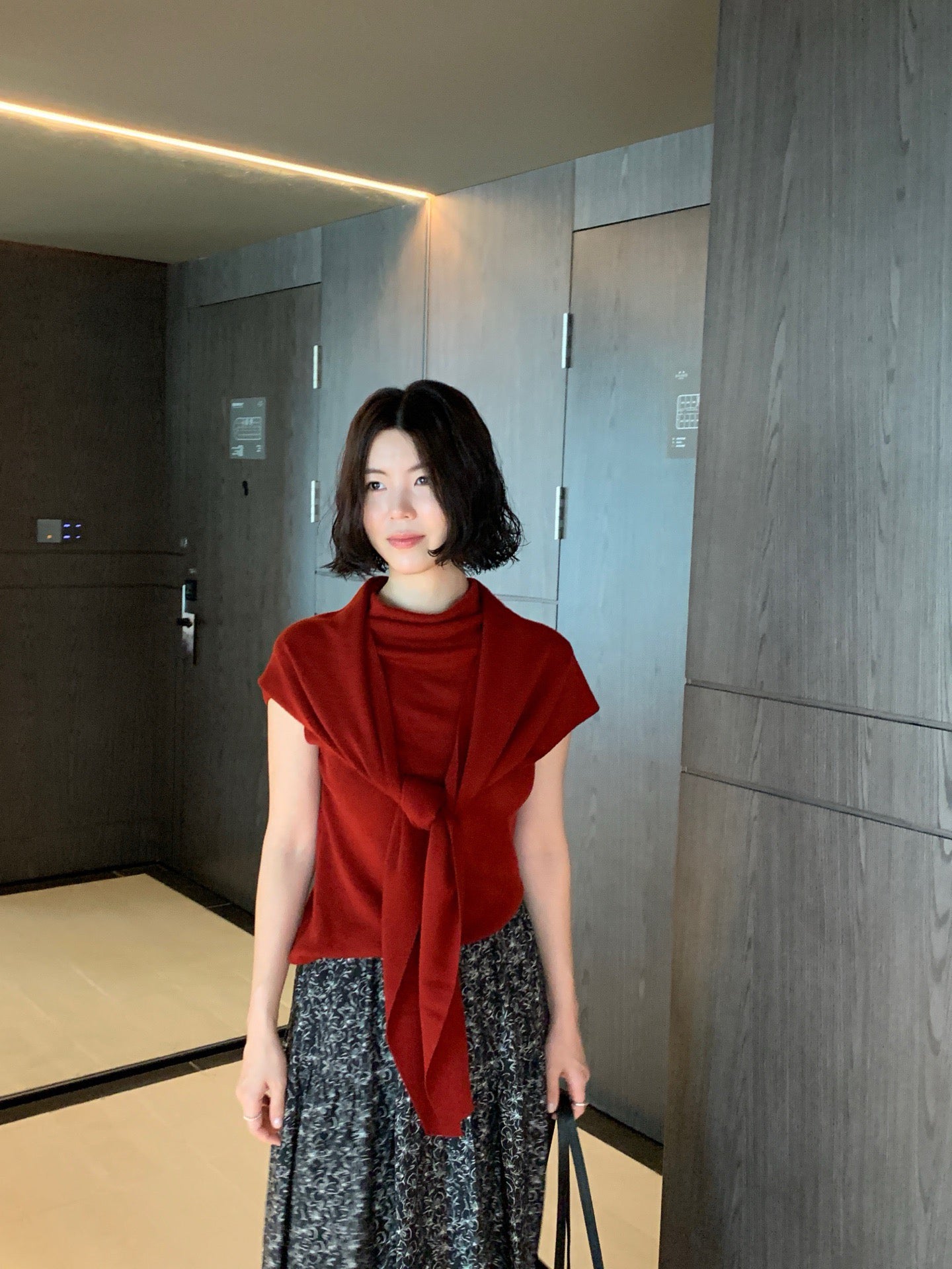 // 可分開慵懶半高領小短袖NT+披肩兩件套