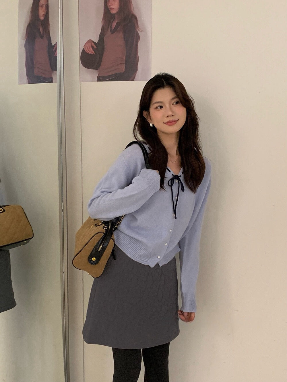 // 100%羊毛縫線蝴蝶結領口開胸NT